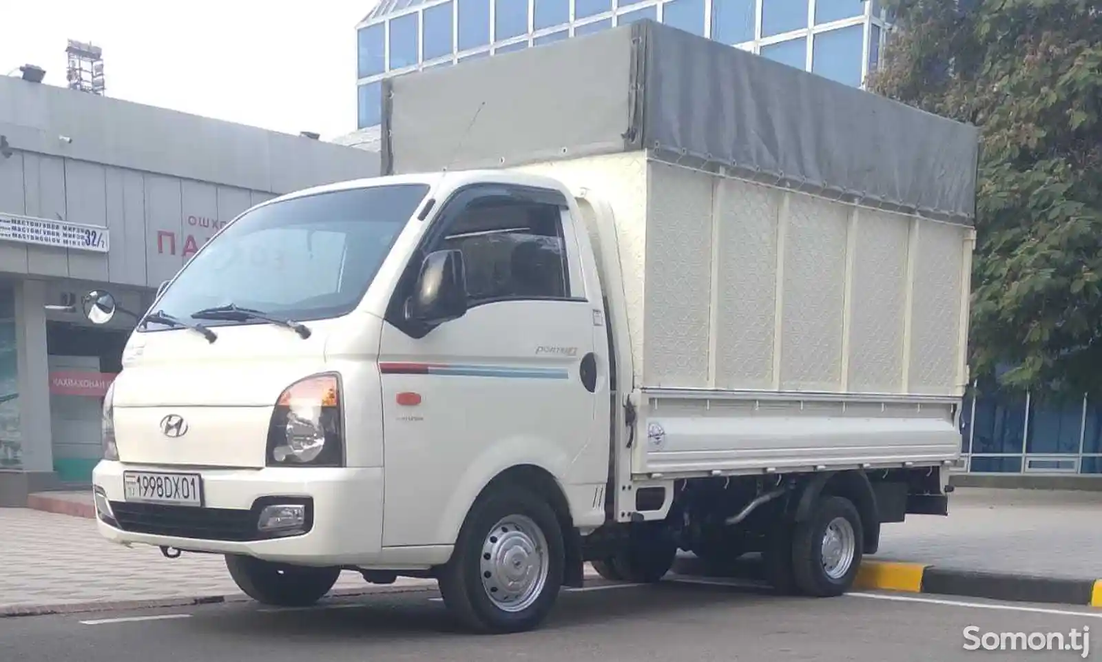 Бортовой автомобиль Hyundai Porter 2, 2011-1