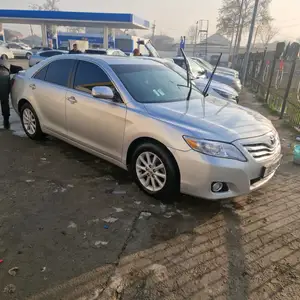 Toyota Camry, 2010