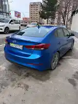 Hyundai Elantra, 2018-3