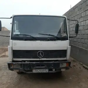 Бортовой грузовик Mercedes-Benz Actros, 2006