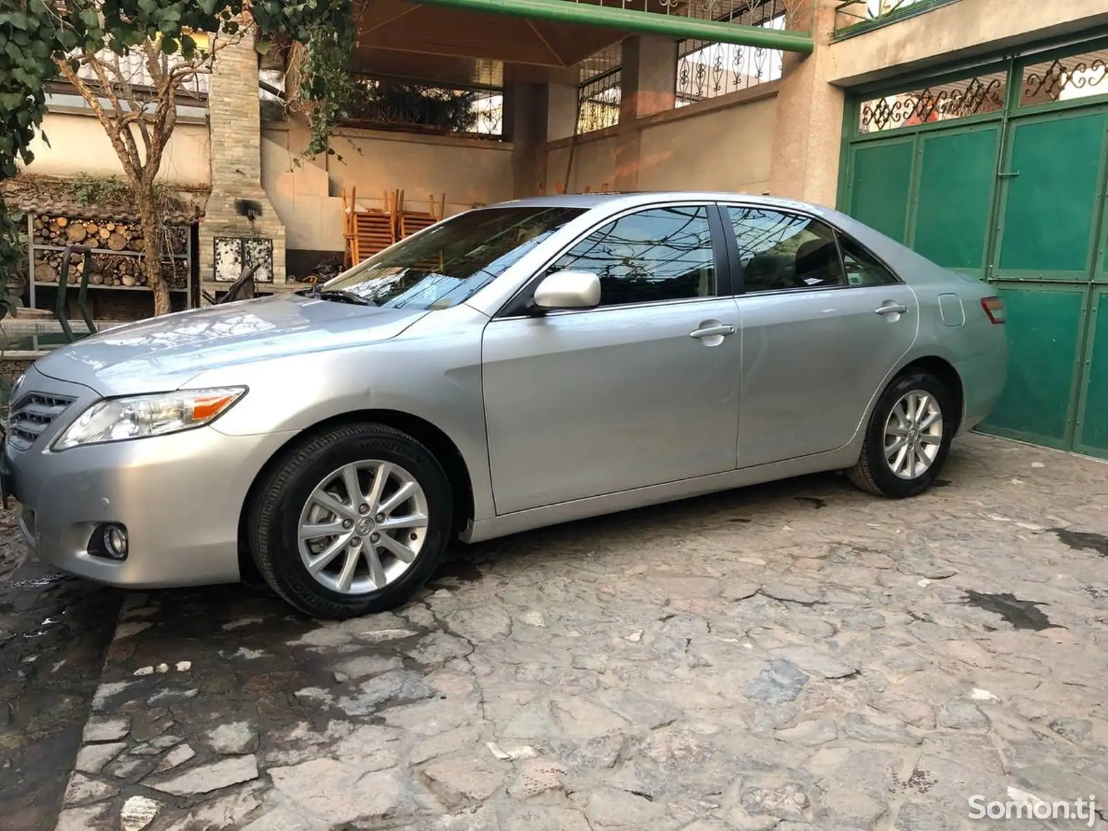 Toyota Camry, 2011-1