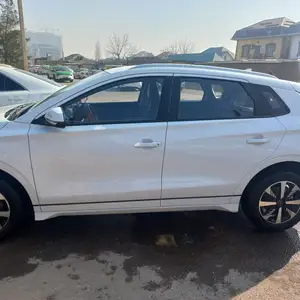 BYD E2, 2024