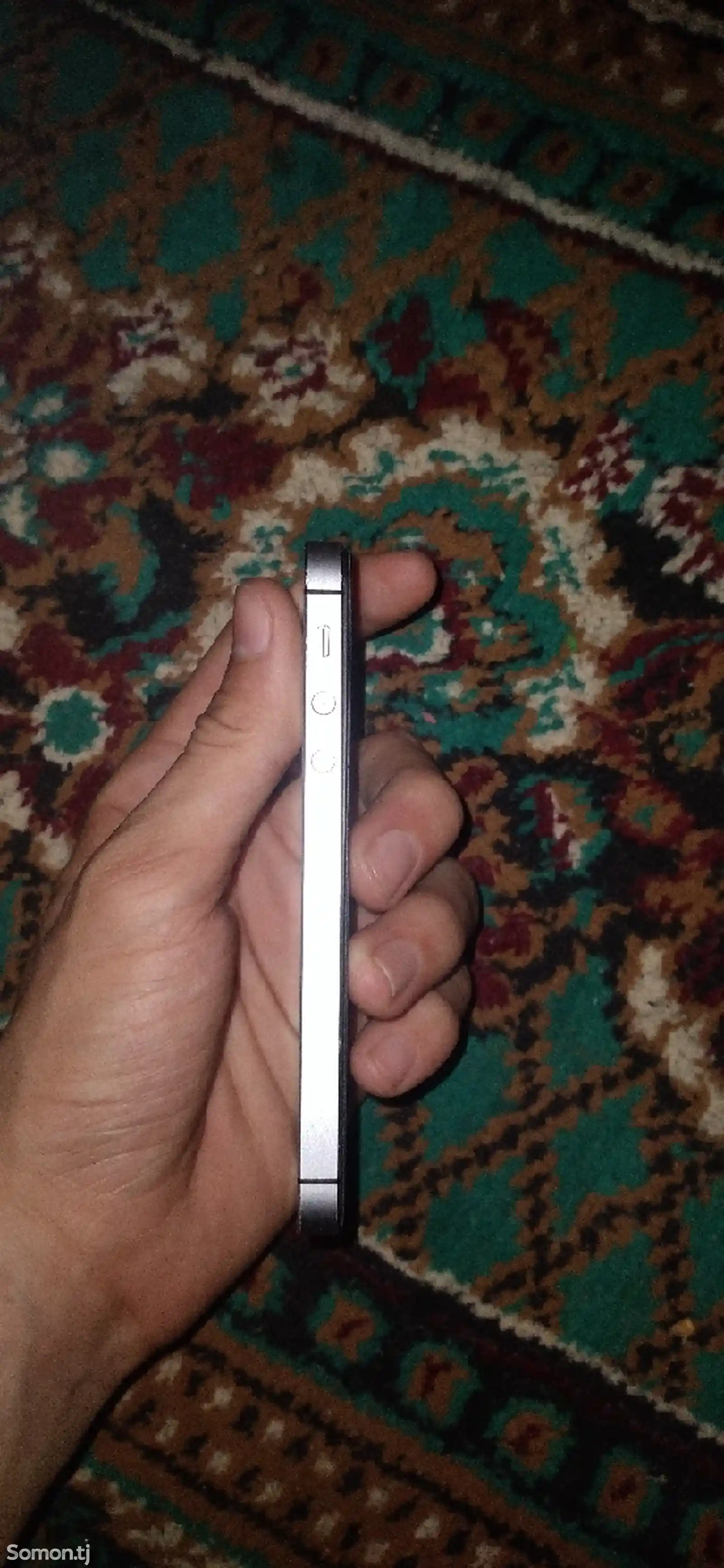 Apple iPhone SE, 32 gb-8