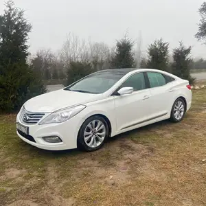 Hyundai Grandeur, 2012