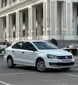 Volkswagen Polo, 2019-3