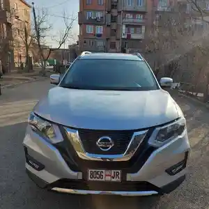 Nissan Rogue, 2017