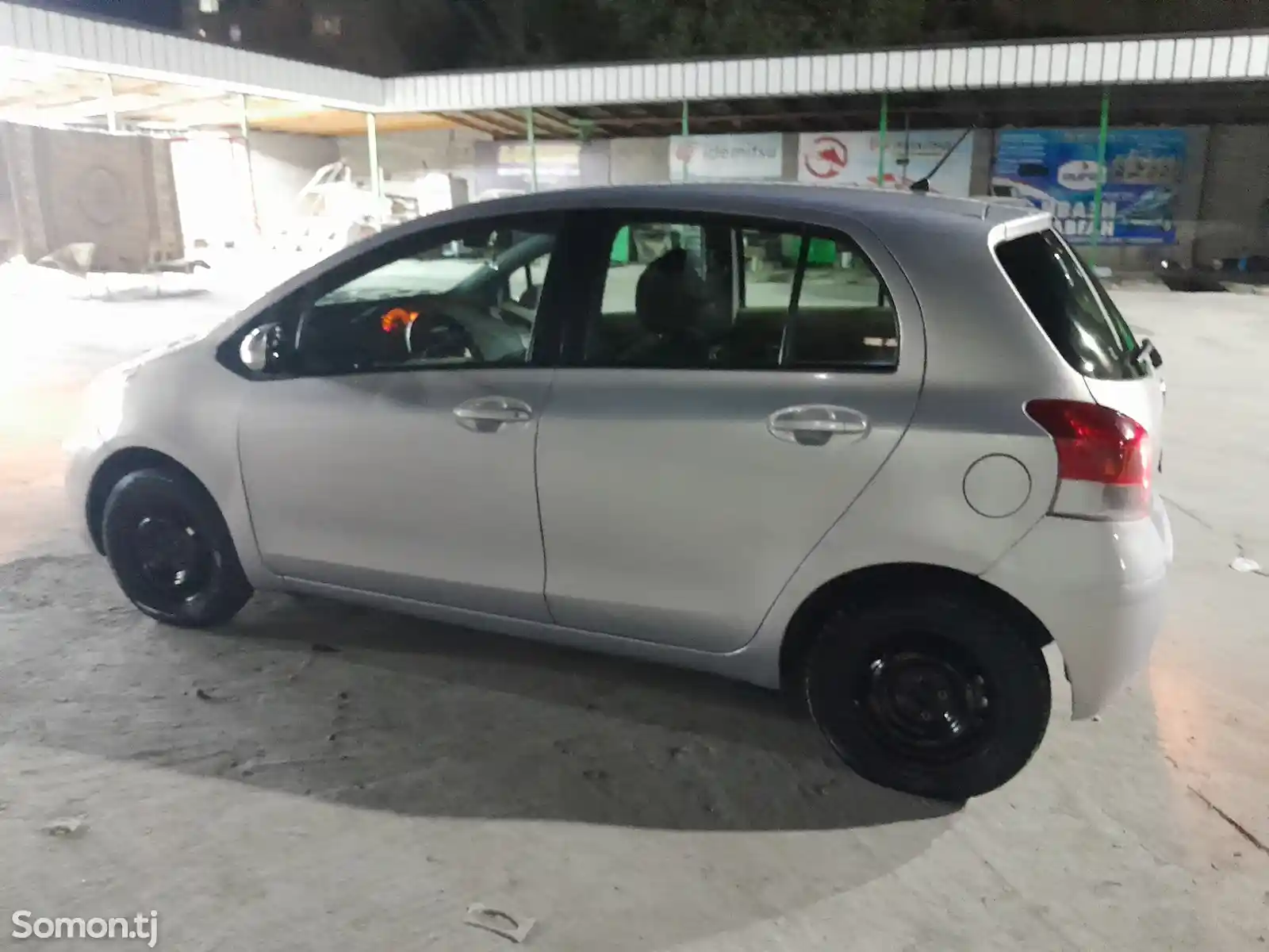 Toyota Vitz, 2010-3