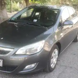 Opel Astra J, 2010