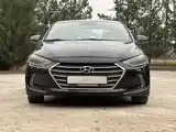 Hyundai Elantra, 2017-2