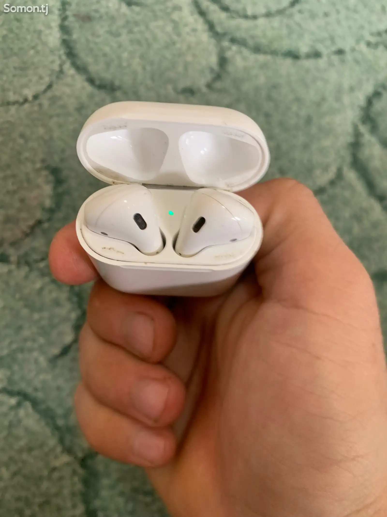 Наушники AirPods-1