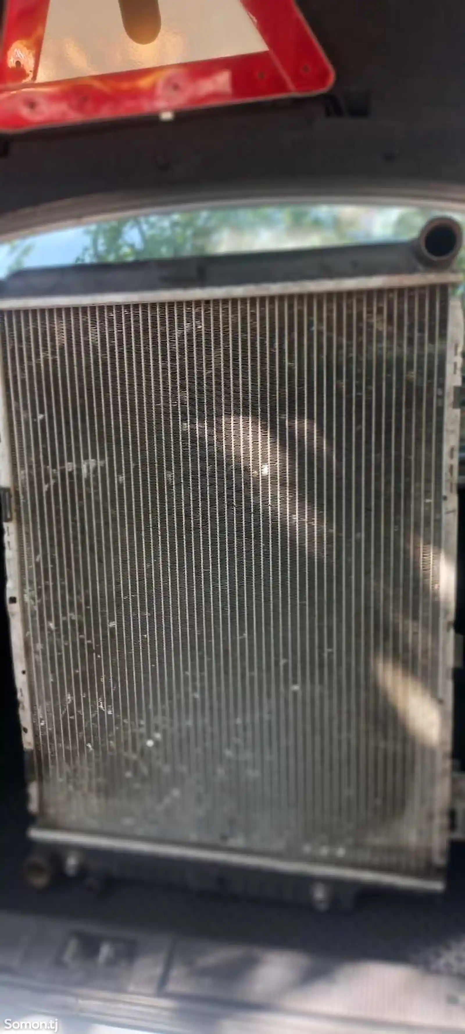 Радиатор от Mercedes w 210-1