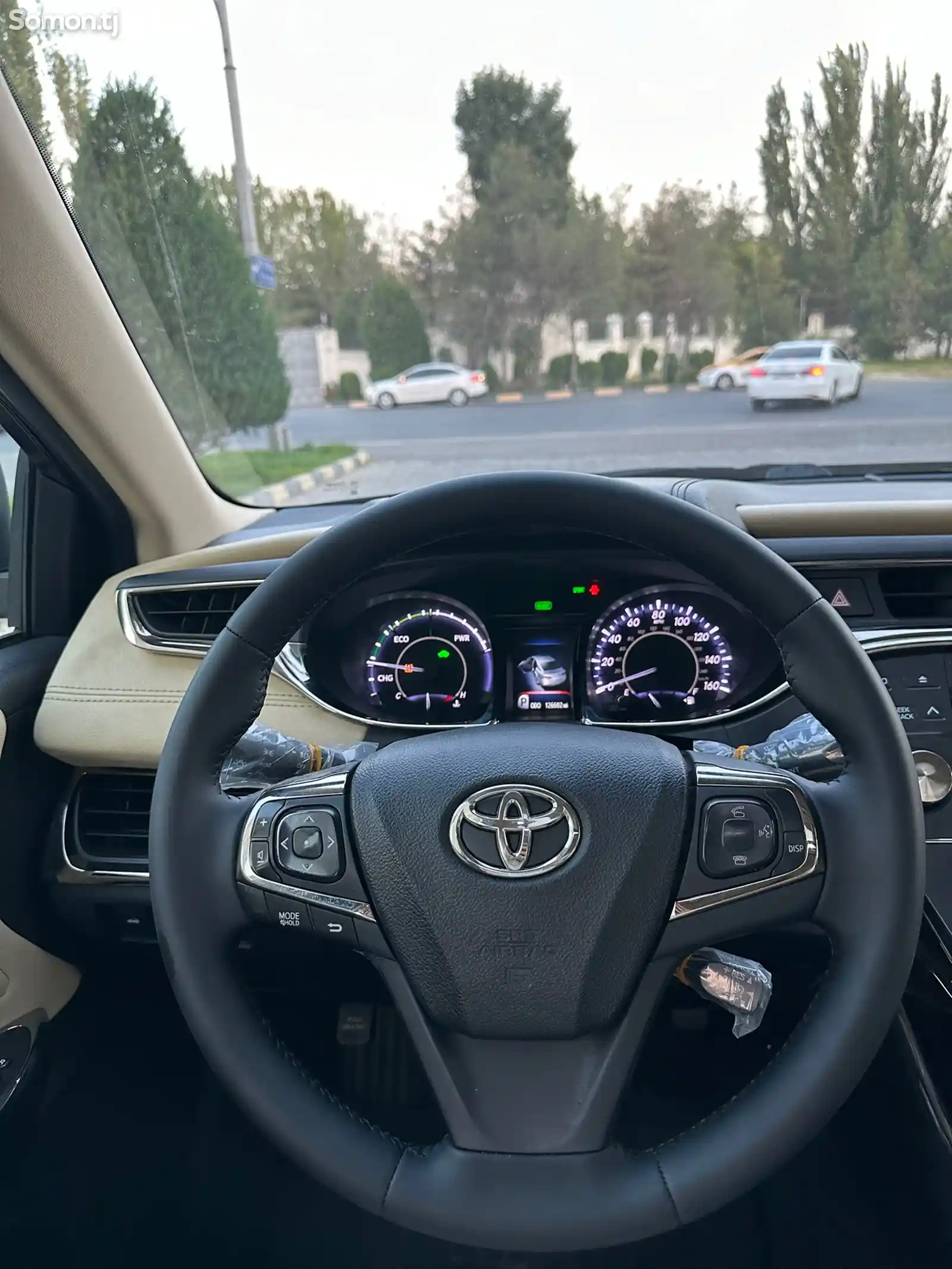 Toyota Avalon, 2015-9