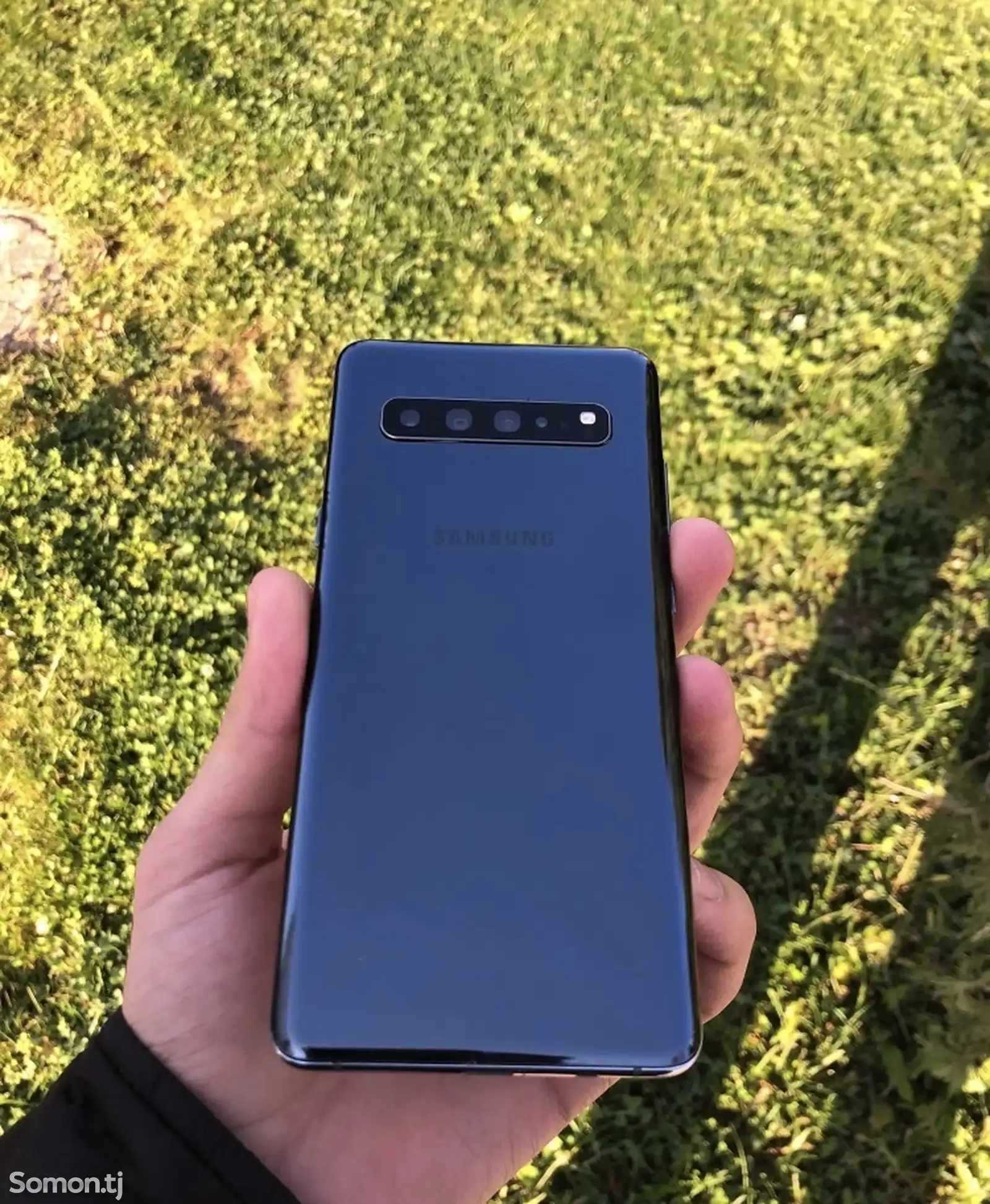 Samsung Galaxy S10-1