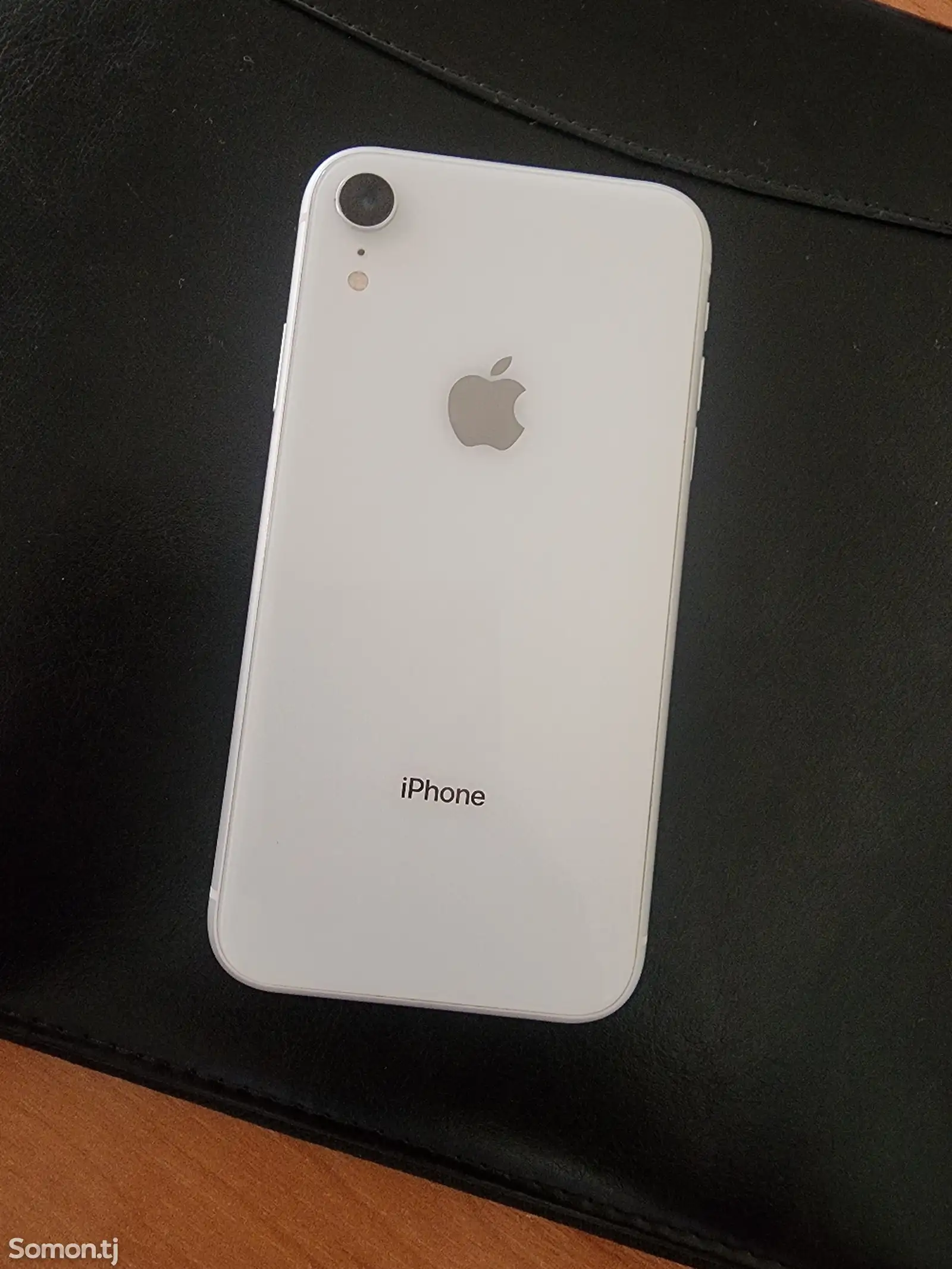 Apple iPhone Xr, 64 gb, White-1