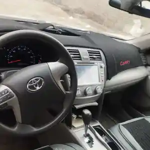 Toyota Camry, 2010