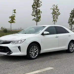 Toyota Camry, 2015