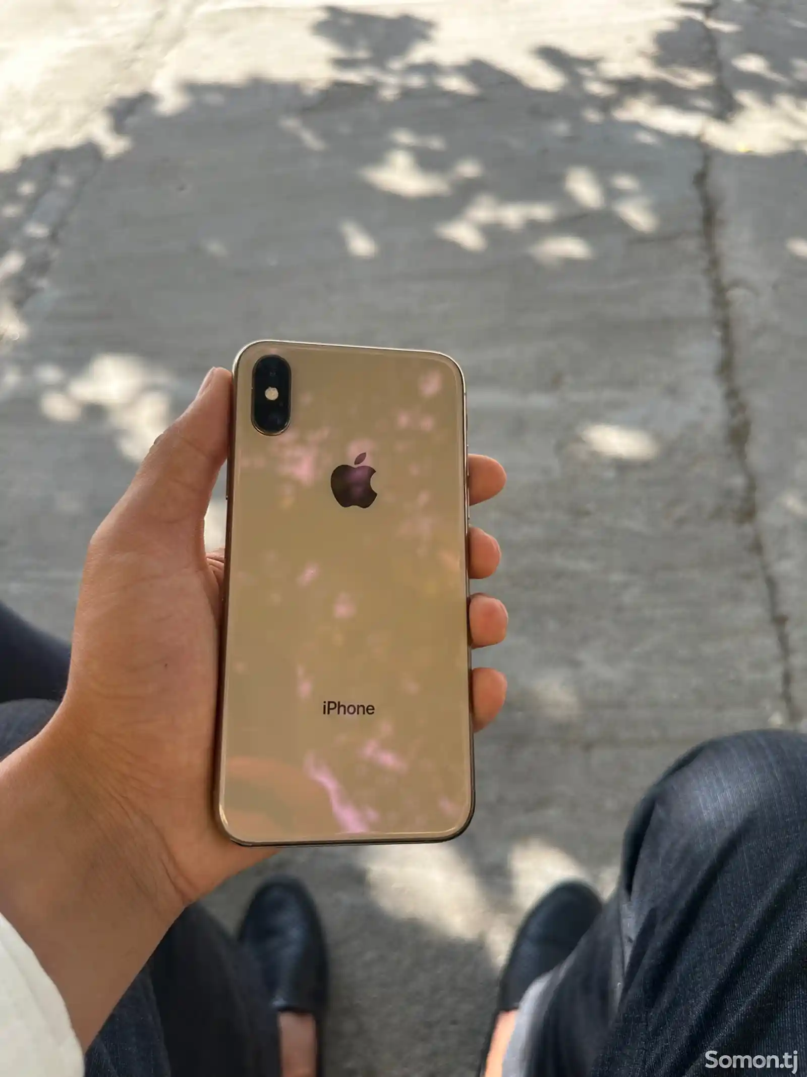 Apple iPhone Xs, 64 gb, Gold-1