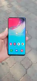 Samsung Galaxy S10 8/128Gb-2