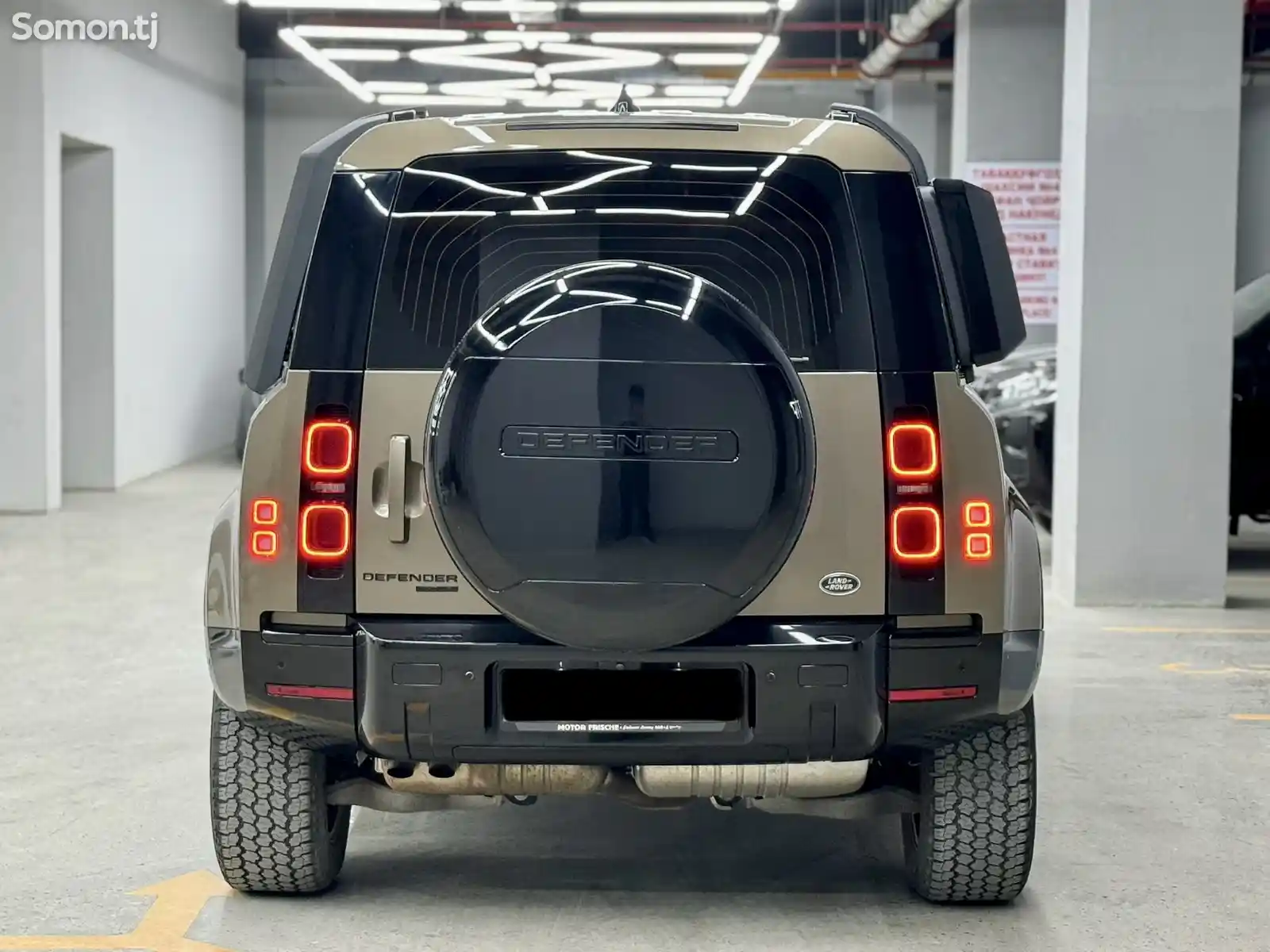 Land Rover Defender, 2021-4