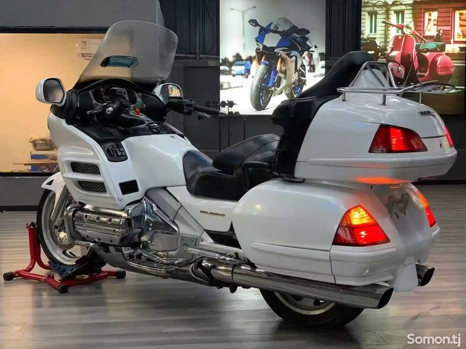 Мотоцикл Honda Gold-Wing GL-1800cc на заказ-6