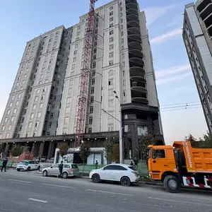 2-комн. квартира, 9 этаж, 65 м², 82мкр ( круги саодат 3юм дом)