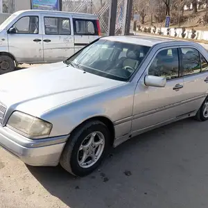 Mercedes-Benz E class, 1995