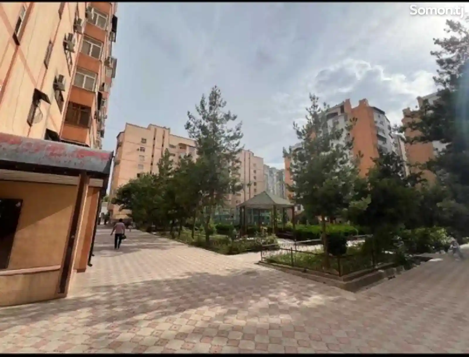 4-комн. квартира, 2 этаж, 120м², Садбарг-16