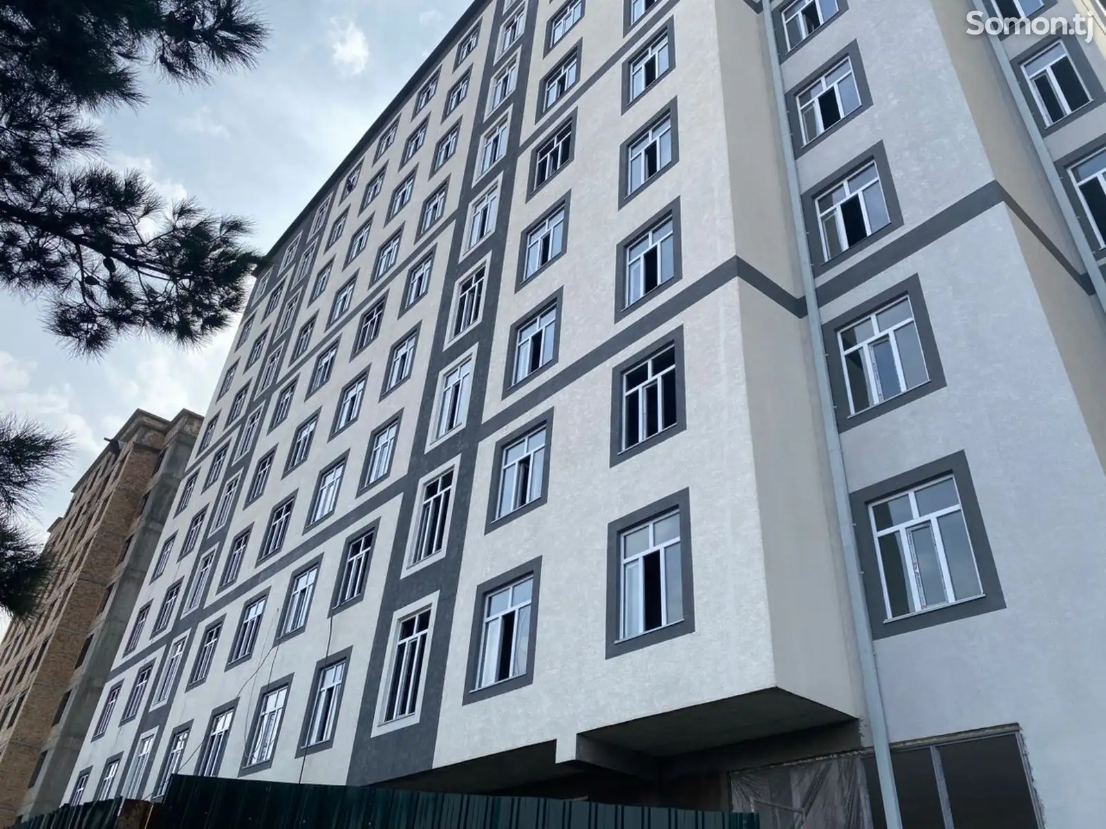 2-комн. квартира, 2 этаж, 60 м², Ленский Район-1