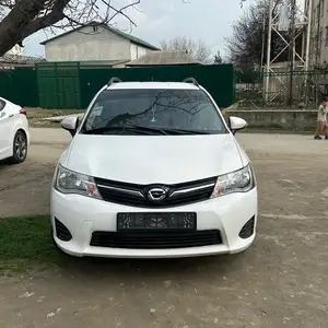 Toyota Fielder, 2014