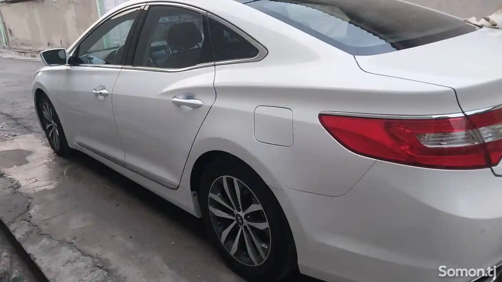 Hyundai Grandeur, 2011-2