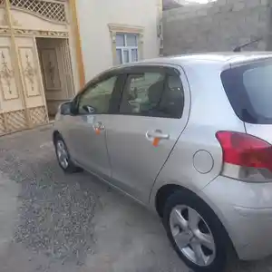 Toyota Vitz, 2007