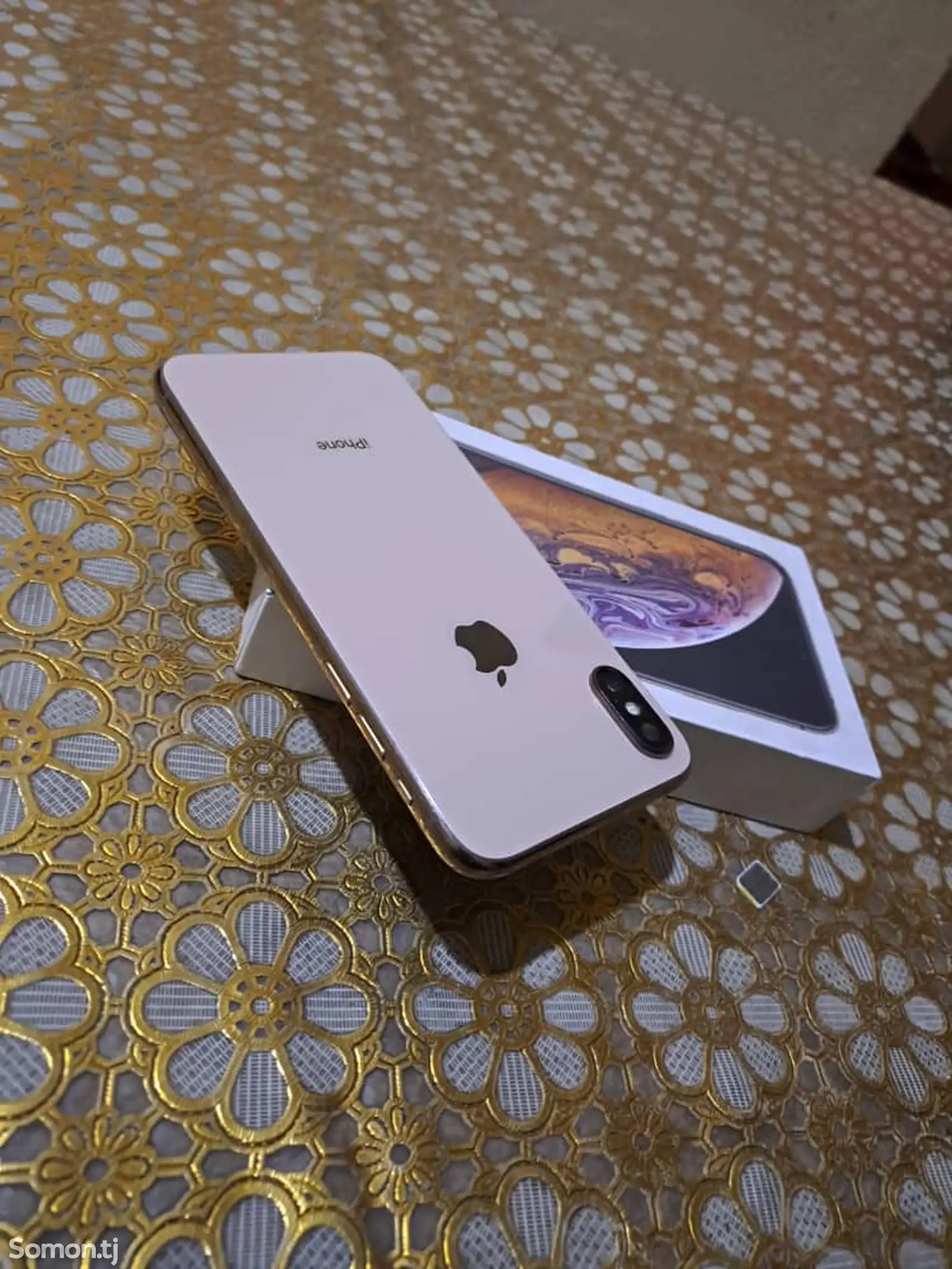 Apple iPhone Xs, 256 gb, Gold-1