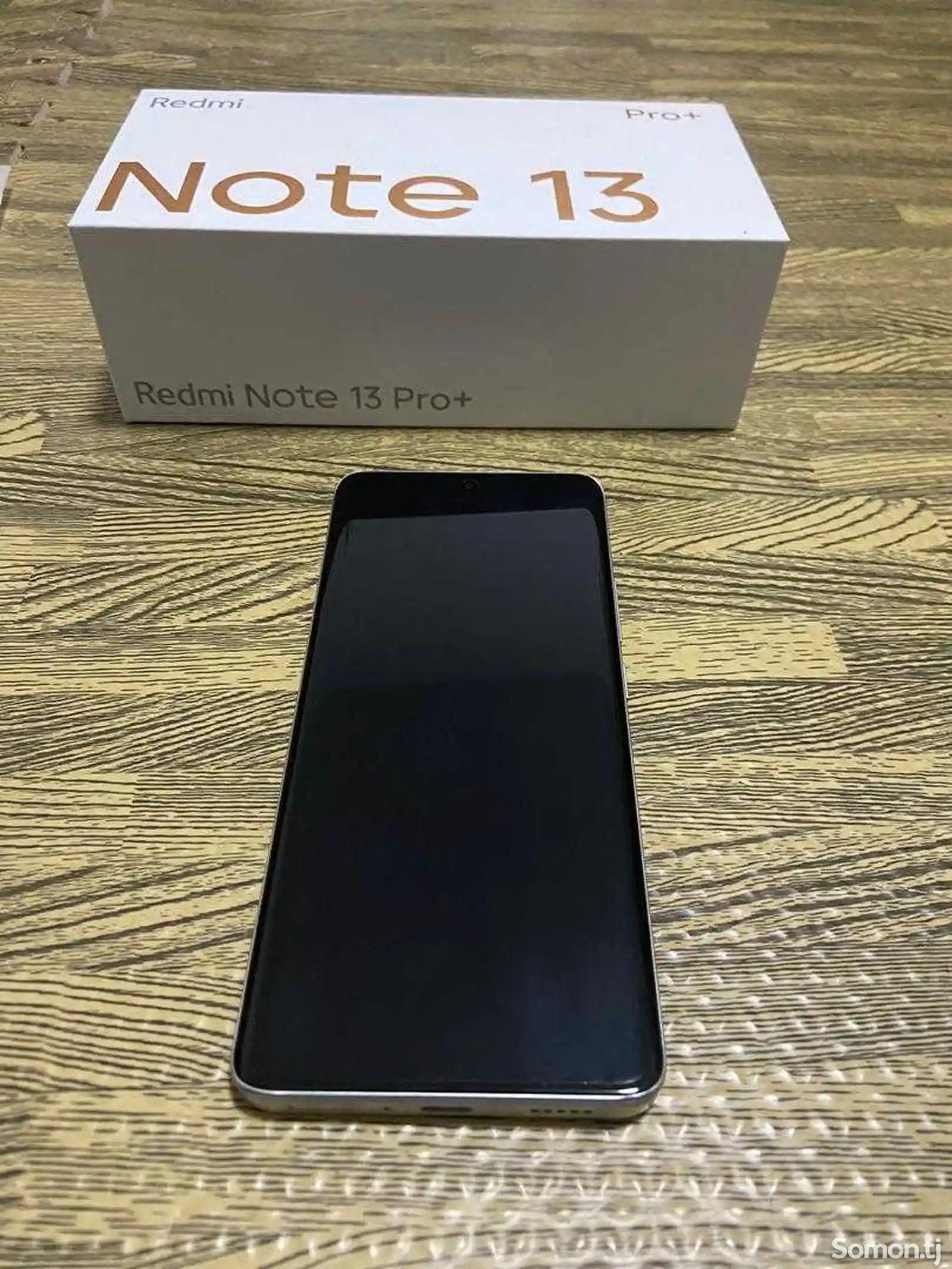 Xiaomi Redmi Note 13 Pro+-7