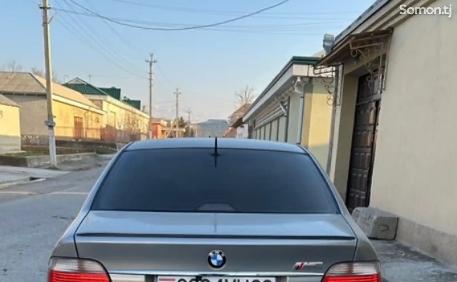 Никельный молдинг багажника BMW E39