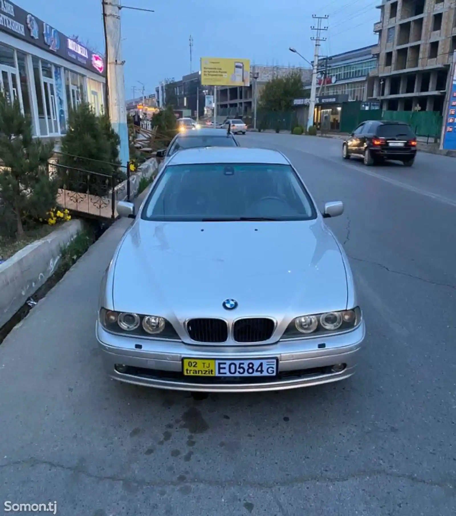 Лобовое стекло на BMW 5 E39 1996-2003