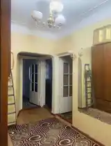 3-комн. квартира, 2 этаж, 80м², 101 мкр, Гафурова 32-2