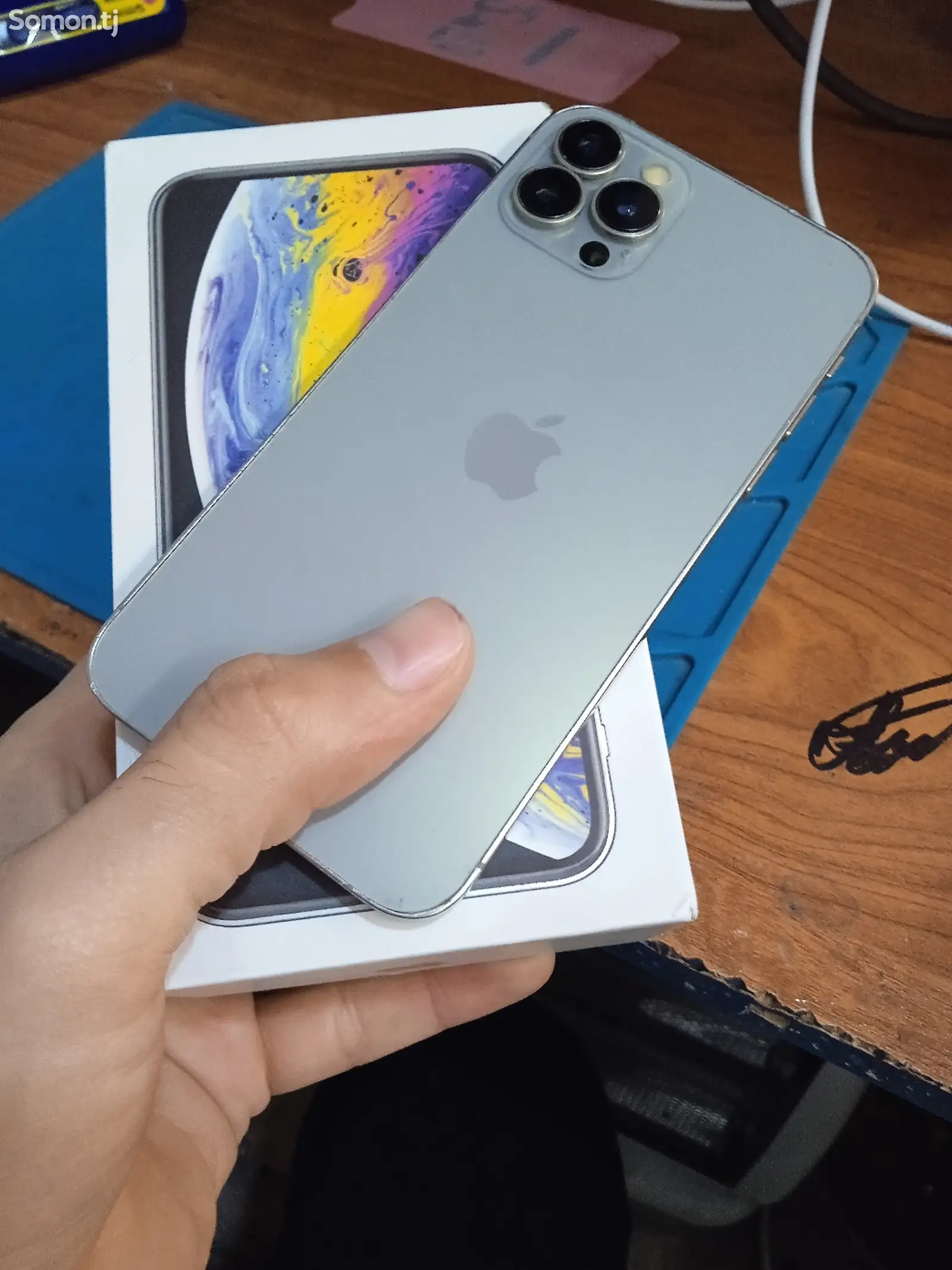 Apple iPhone Xs, 64 gb, Silver-1