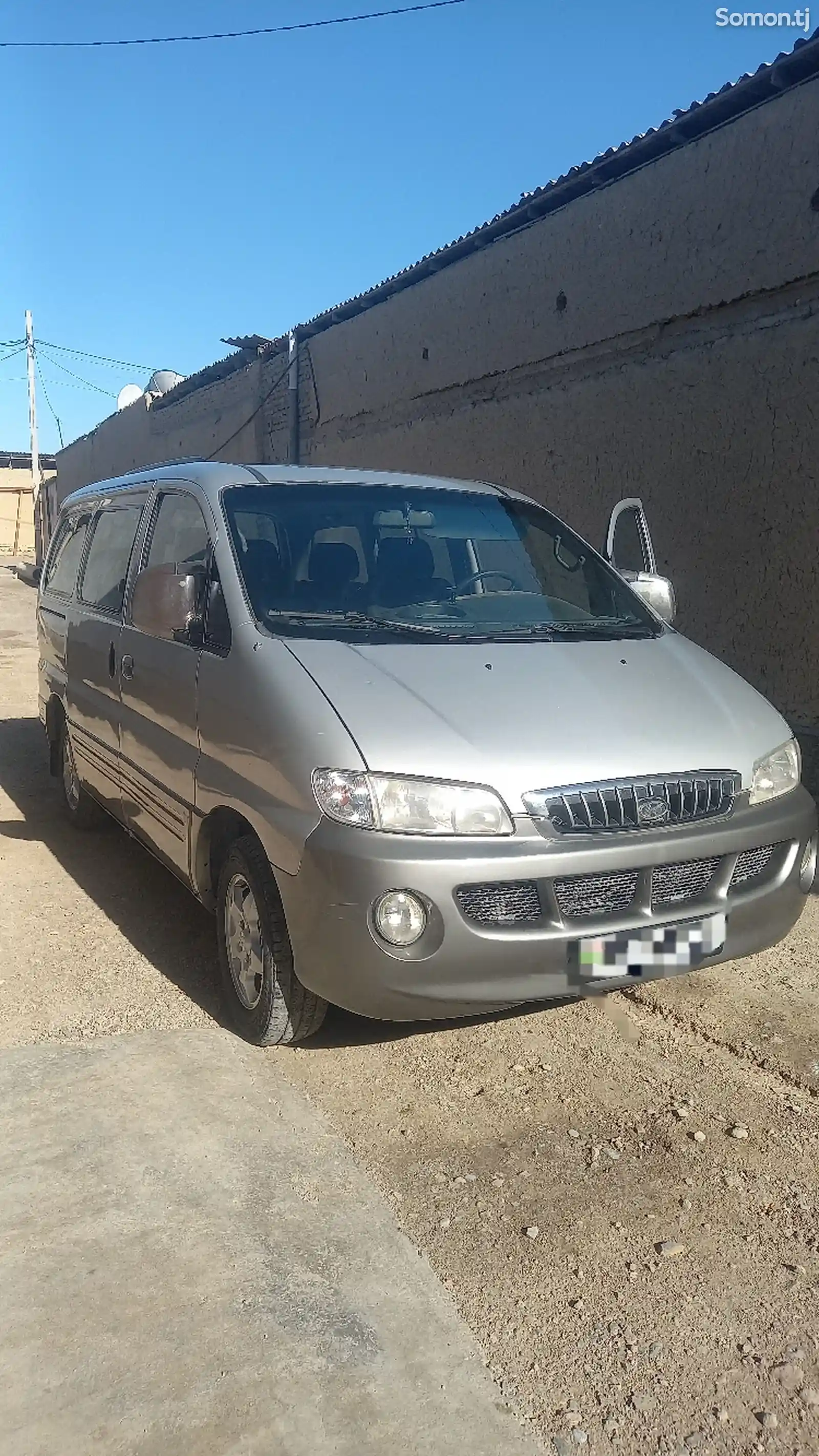 Hyundai Starex, 2000-2