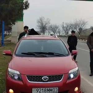 Toyota Fielder, 2009