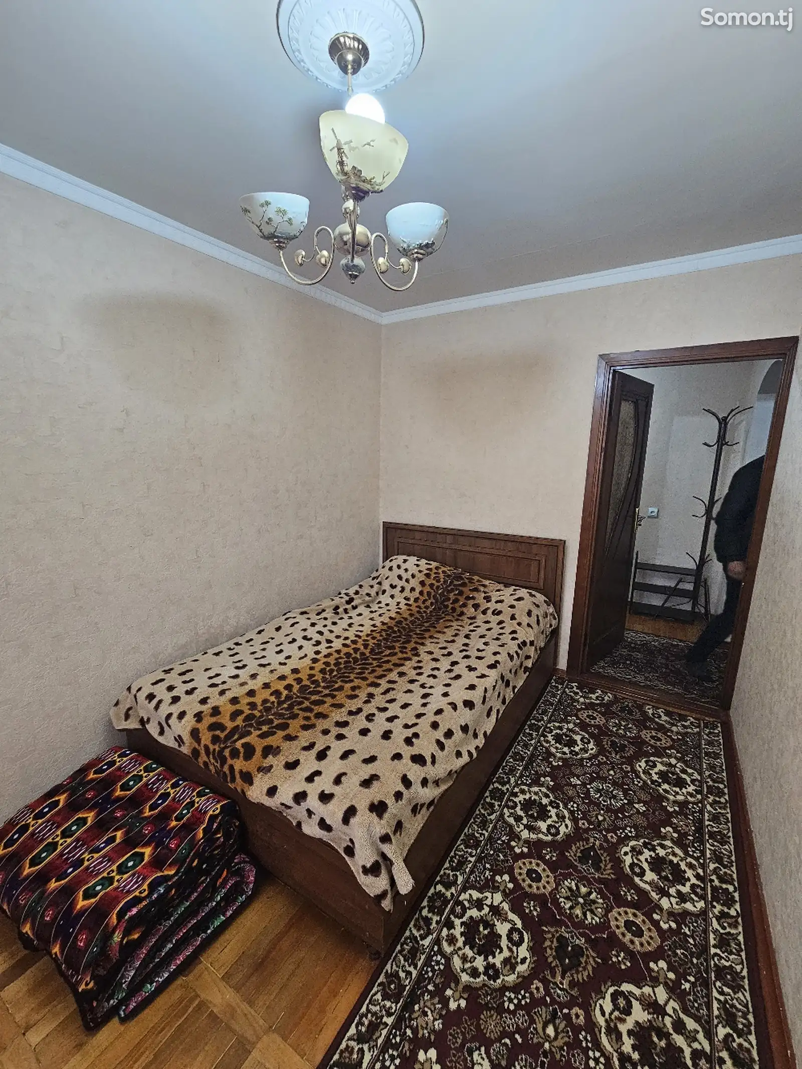 2-комн. квартира, 4 этаж, 60м², Универмаг-3