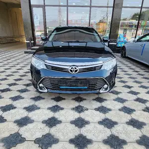 Toyota Camry, 2015