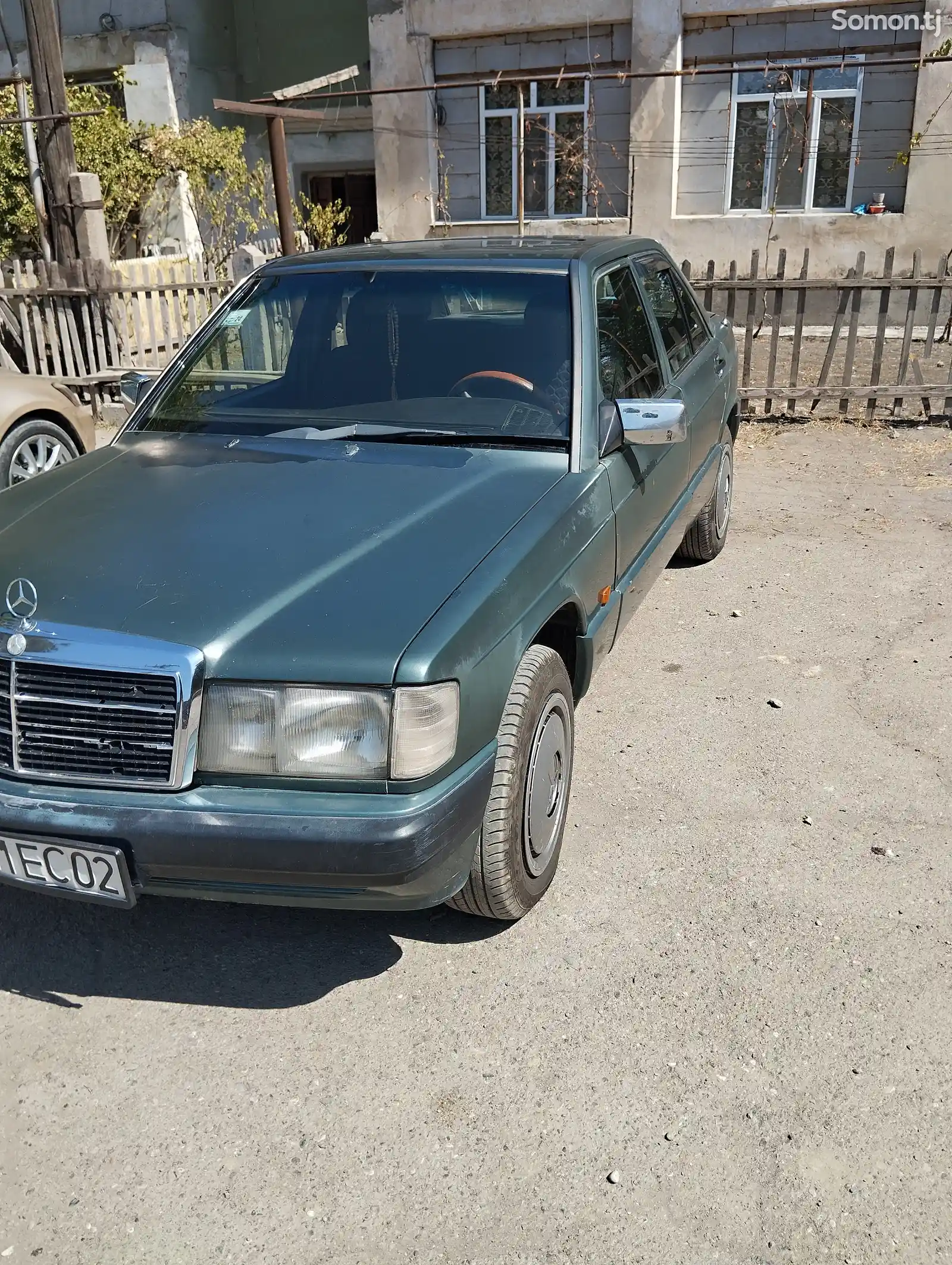 Mercedes-Benz W201, 1990-1