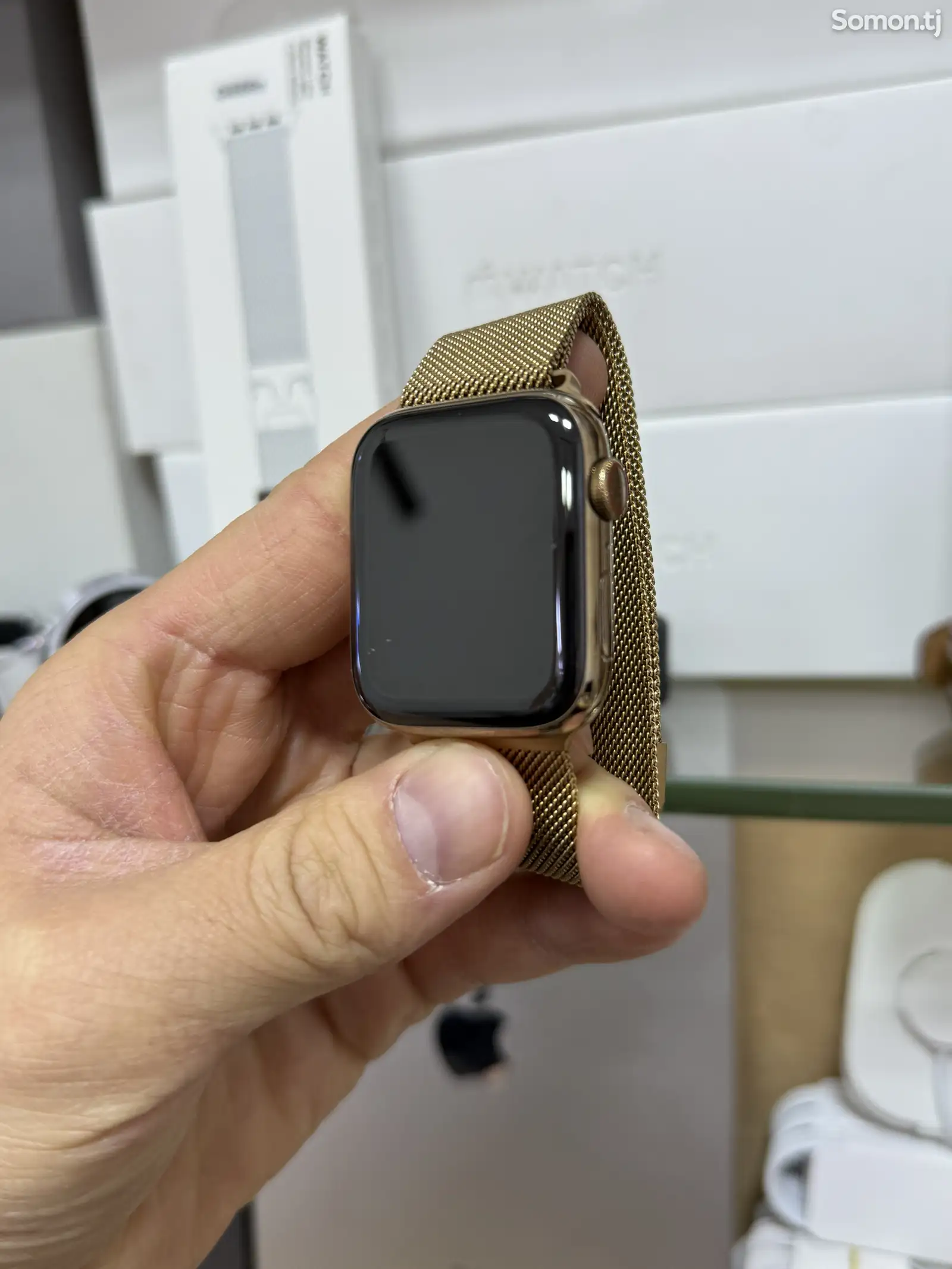 Смарт часы Apple Watch 4 44mm ceramic-1