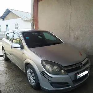 Opel Astra H, 2004