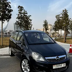 Opel Zafira, 2010