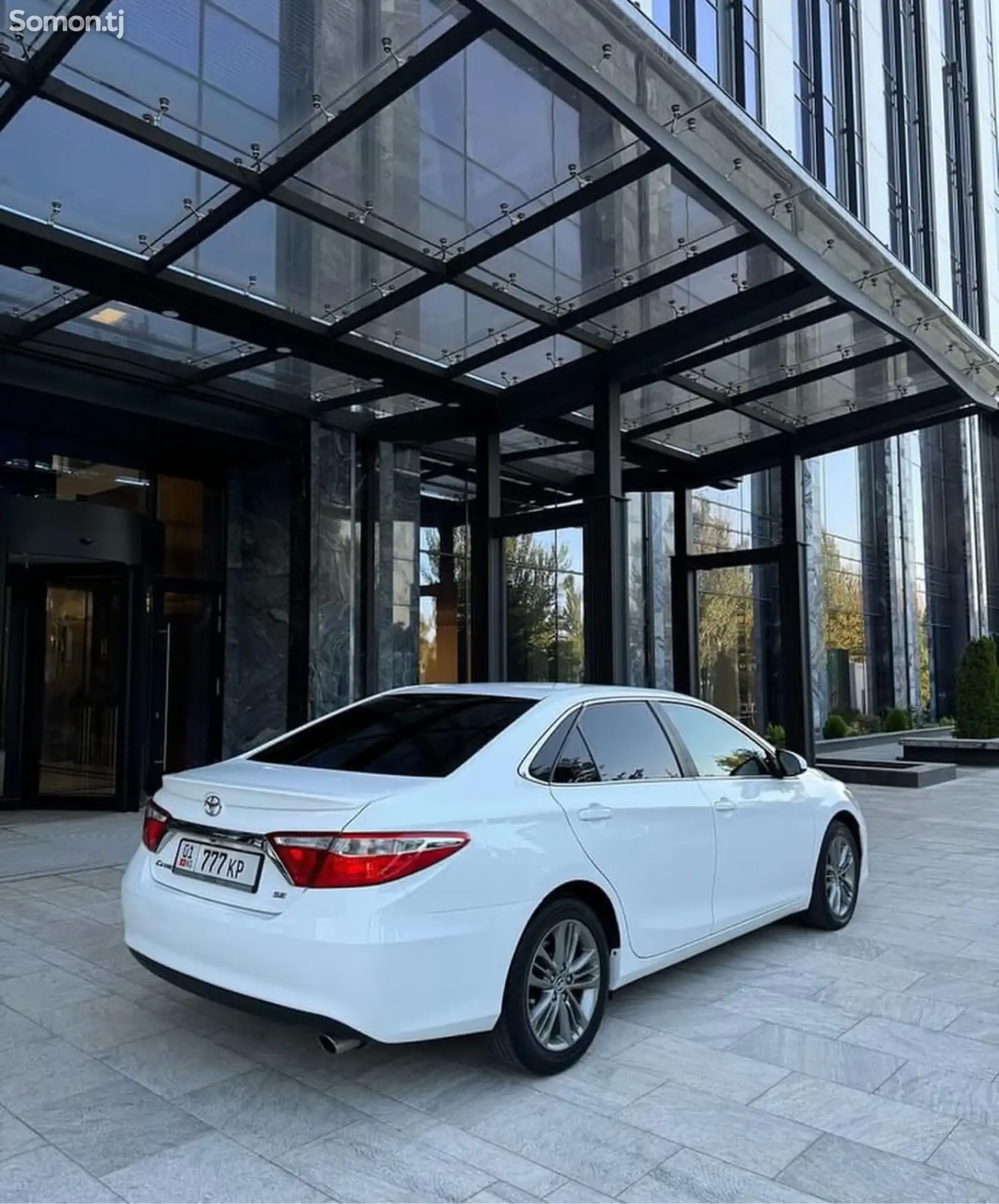 Toyota Camry, 2015-4