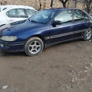 Opel Omega, 1998