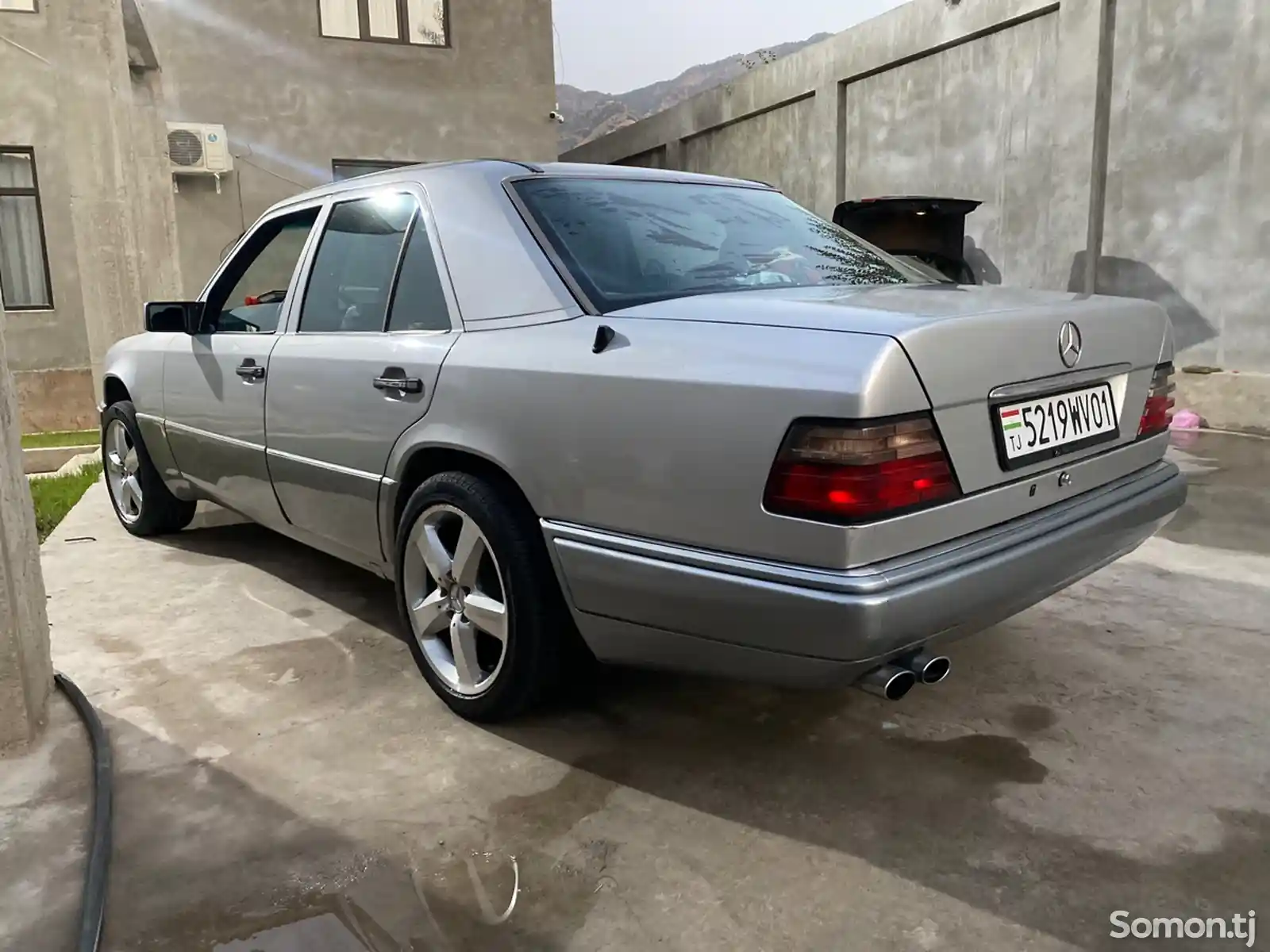 Mercedes-Benz W124, 1995-8