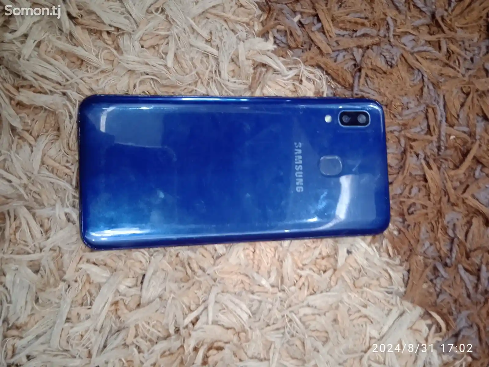 Samsung Galaxy A20-1