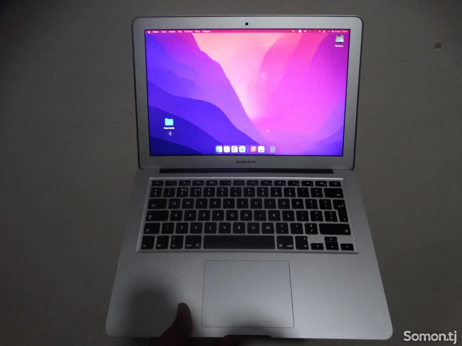 Ноутбук Apple MacBook Air-1